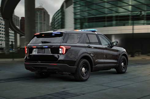 Ford Explorer Police Interceptor 2025, SUV lista para servicios de seguridad o patrulla